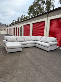 Light Grey 3 Piece U Shape Sectional Sofa-Free Delivery