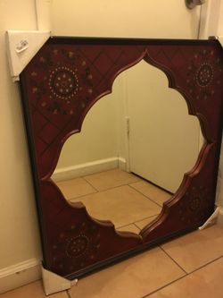 Mirror very good and heavy wood