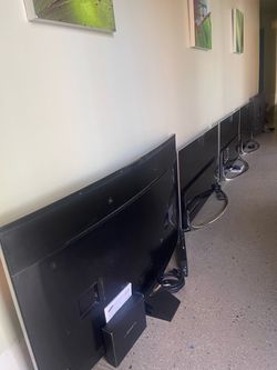 ESTATE SALE - selling all TV UN46F8000BF