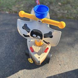 Little Tikes Play 'n Scoot Pirate Ship  Like New