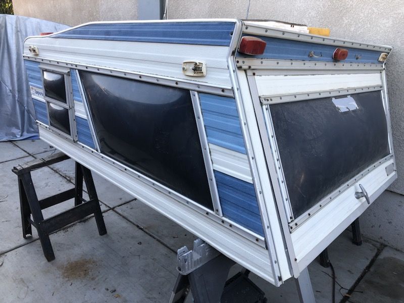 Vintage camper shell for mini truck