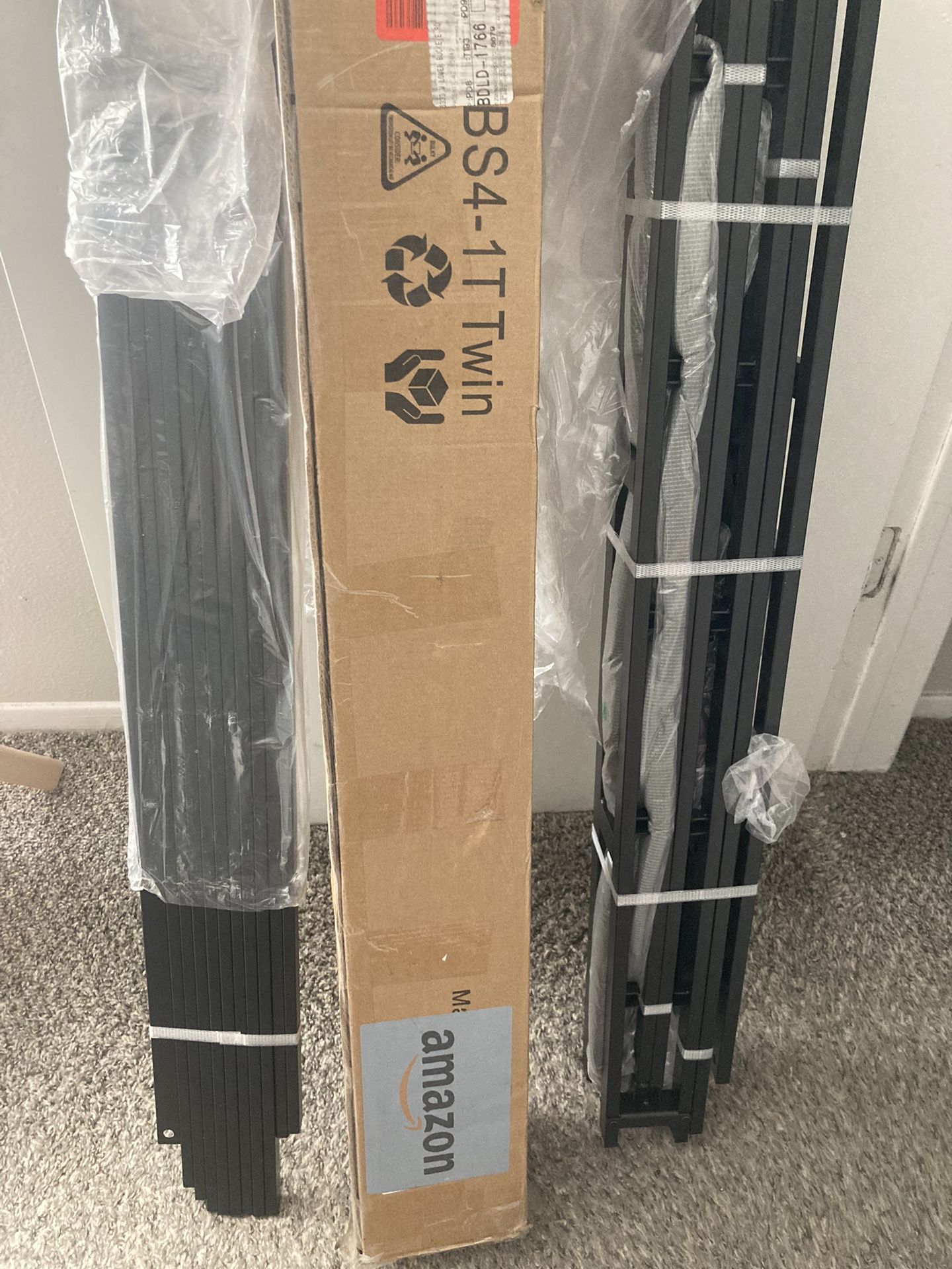 Twin Size Platform Bed frame (easy assembly)