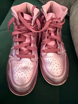 Air Jordan 1 Mid Pink Iridescent Sneakers