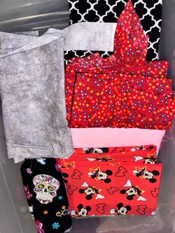 Sewing/ quilting/ craft/ fabric/ material