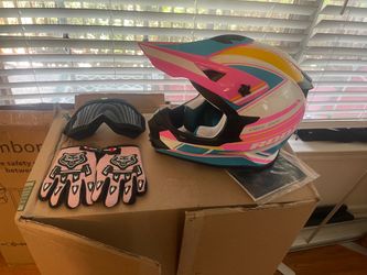 Dirt bike helmet
