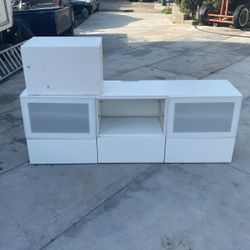 IKEA Tv Stand / Drawers 