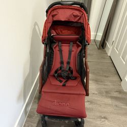 Lightweight Diono Traverze Compact Stroller