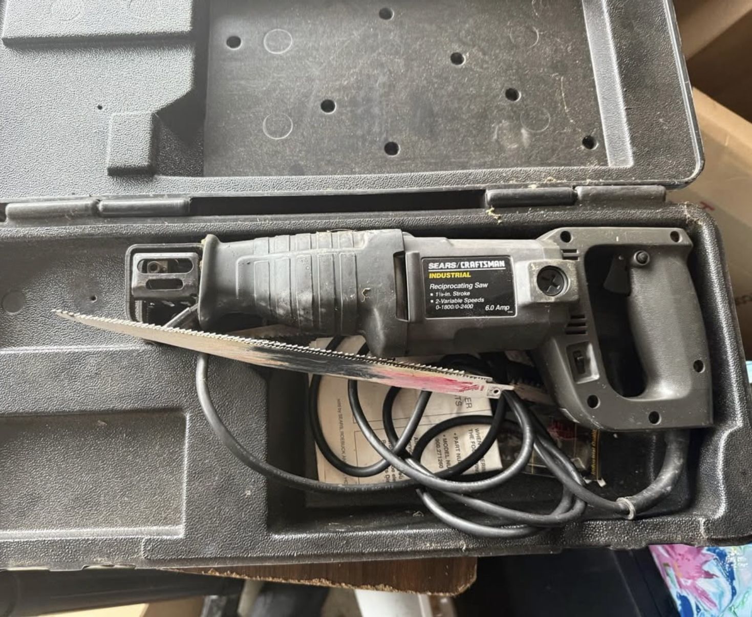 Reciprocating saw
