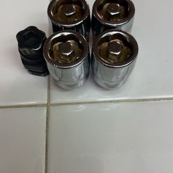 Lug Nut Locks