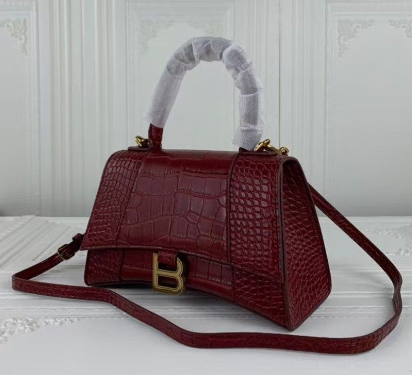 HOURGLASS XS HANDBAG CROCODILE EMBOSSED IN Red