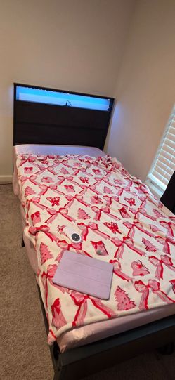 Twin bed