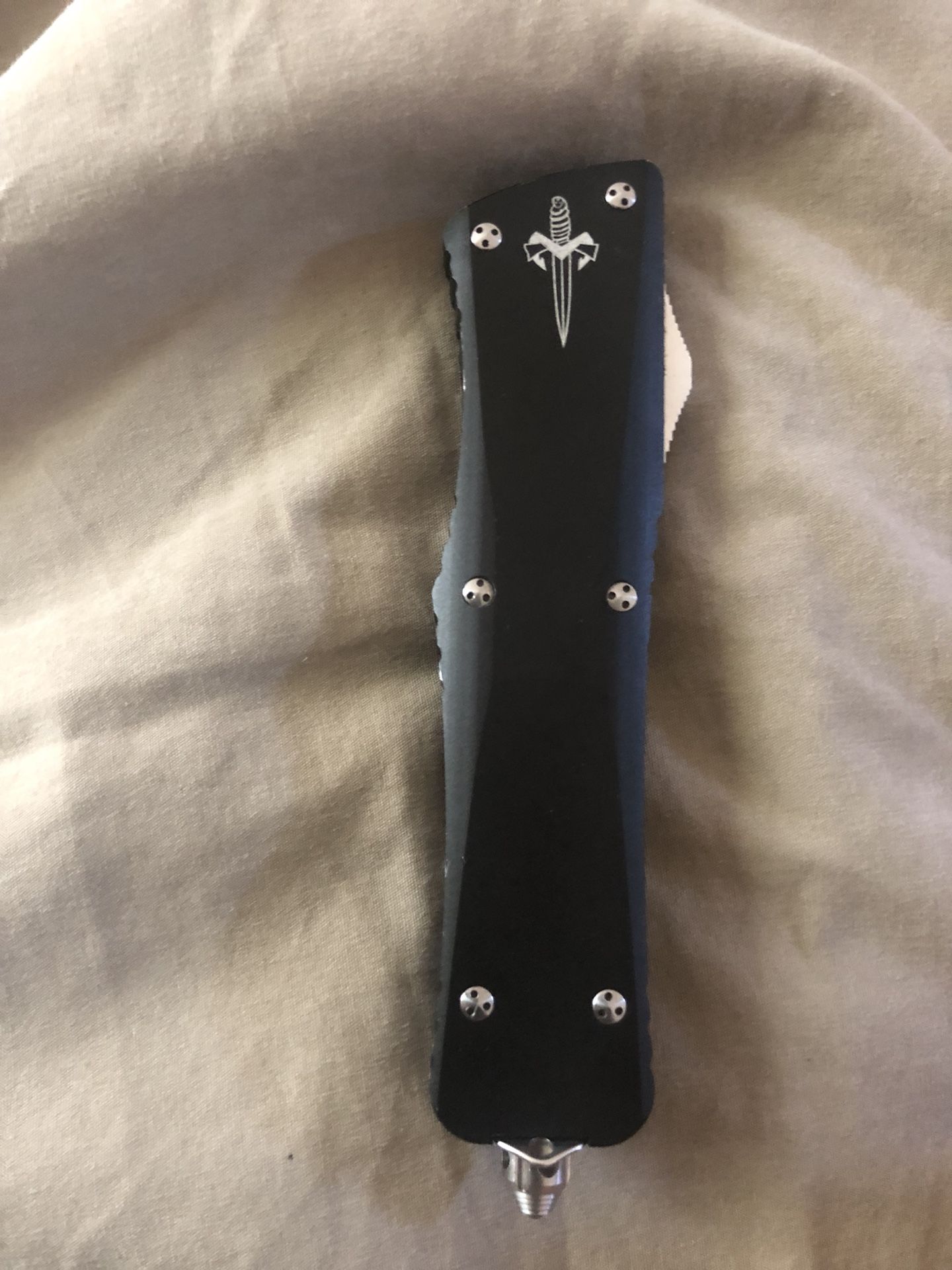 Microtech Combat Troodon Hellbound OTF.
