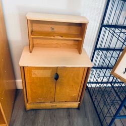 Classroom furniture