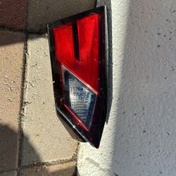 2019 -2024 Nissan Altima Inner Taillight Left Side 