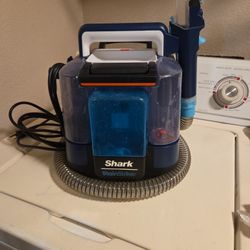Shark Stain Striker Portable 