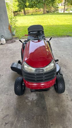 Riding mower/ craftsman