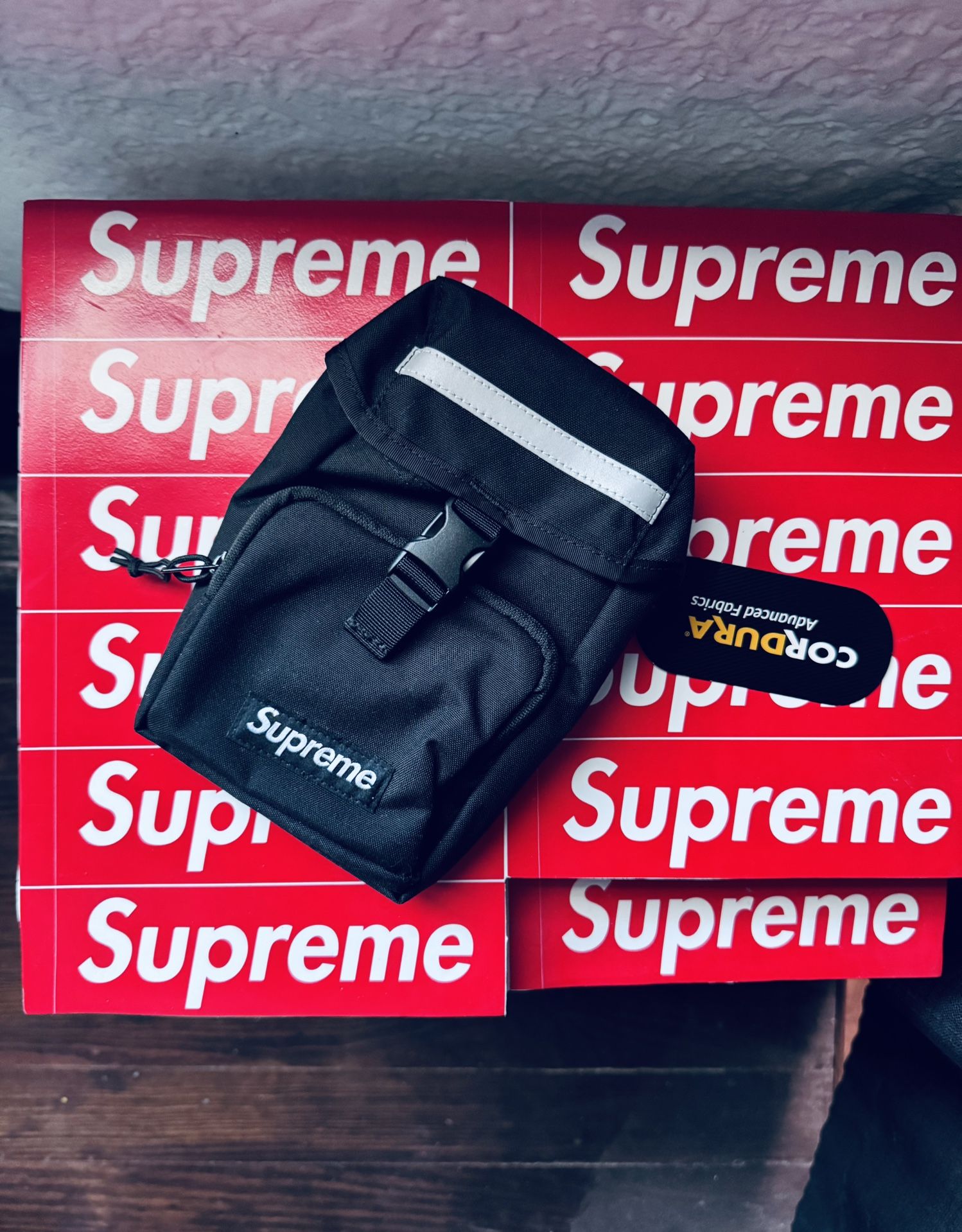 Supreme Camera Bag 3M - gaesca.com