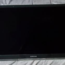 Samsung 40' LCD TV With Amazon Firestick 