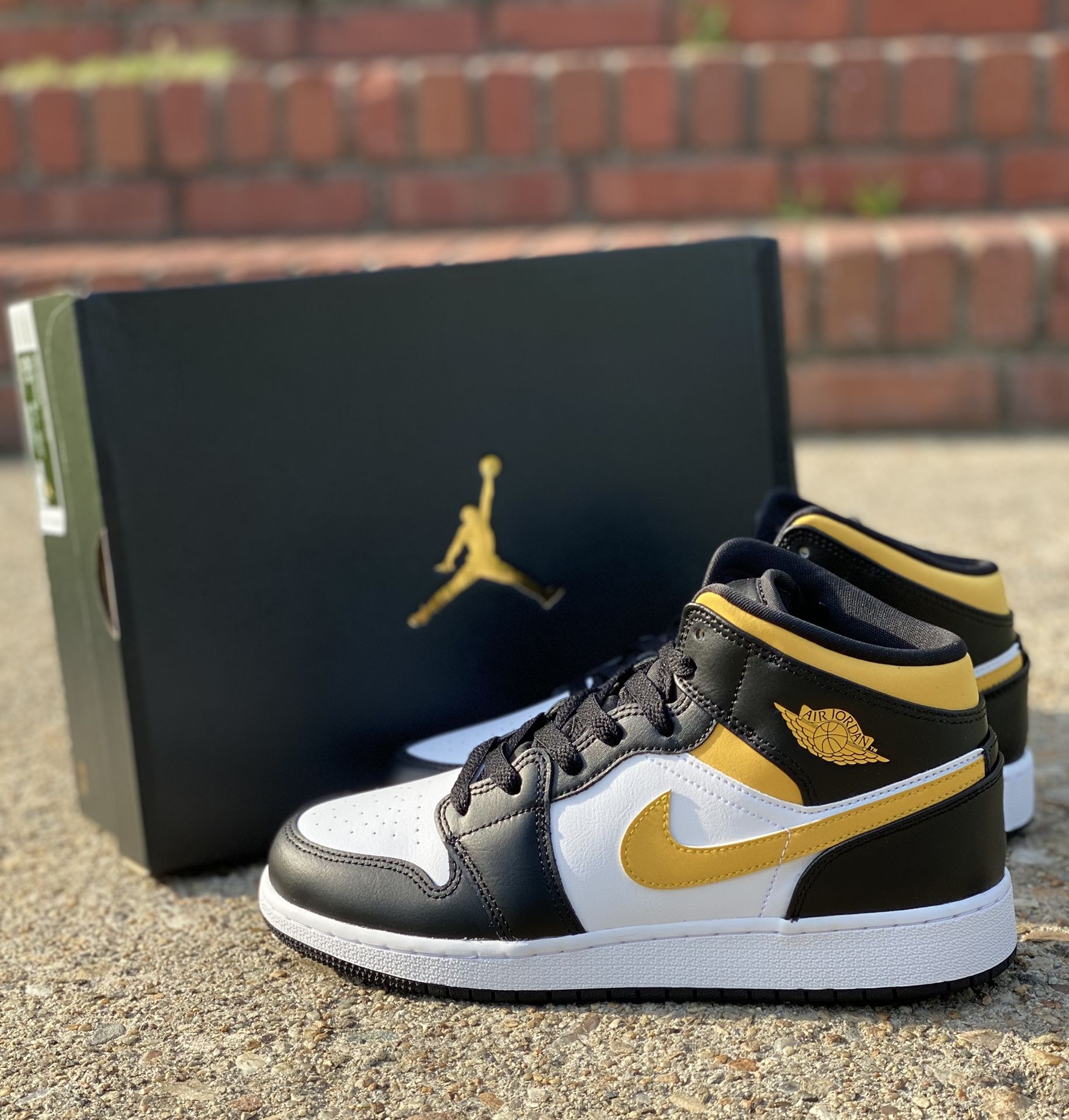 Air Jordan Mid SIZE
