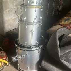Drum set 