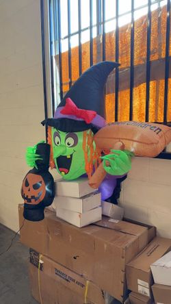 4.5 feet Halloween Inflatable Green Ghost, Halloween 3 Ghost Decoration, Blow Up Halloween Hanging Decoration Built-in LED Lights for Indoor and Outdo