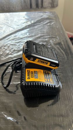 DEWALT 20V 2AH BATTERY WITH CHARGER