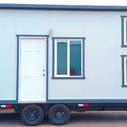Brand new 2025 tiny home  ( Tiny House )