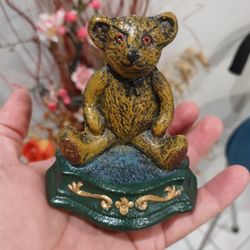 Vintage Cast Iron Teddy Bear Hand Painted Door Stop Wedge Heavy 1 lb.-6.2 oz.