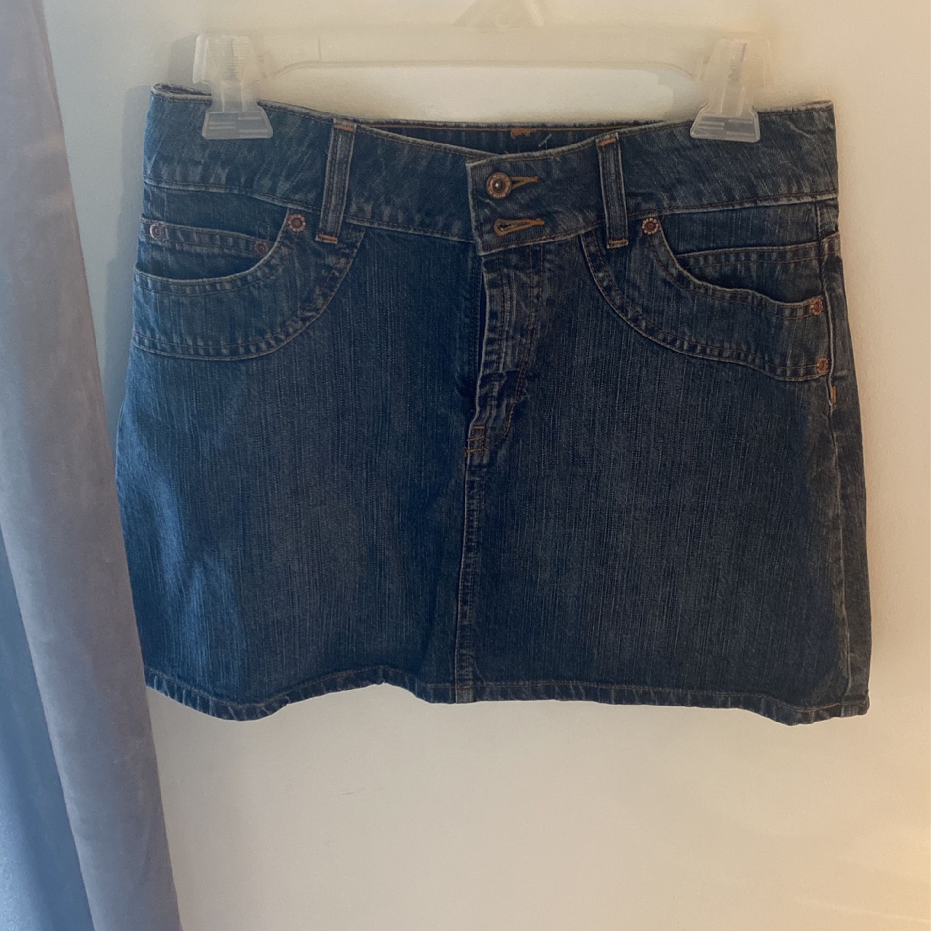 Beautiful Short Jean Skirt Size 16R