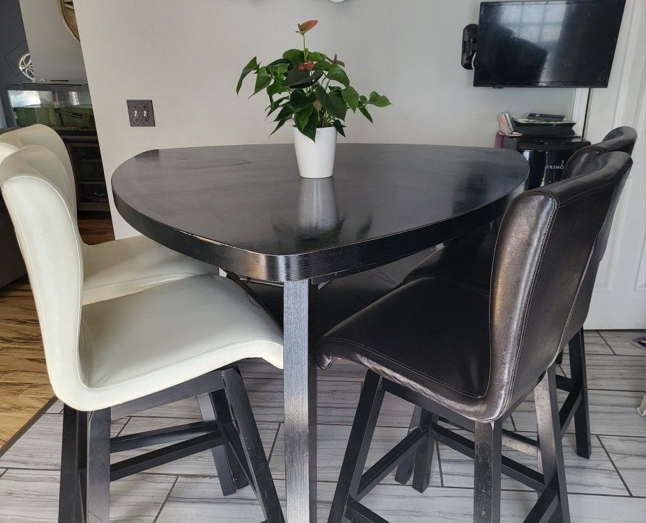 Kitchen Table