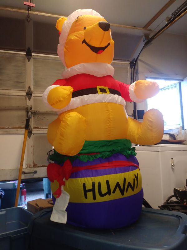 Disney inflatable Christmas winnie the pooh for Sale in Hellertown, PA
