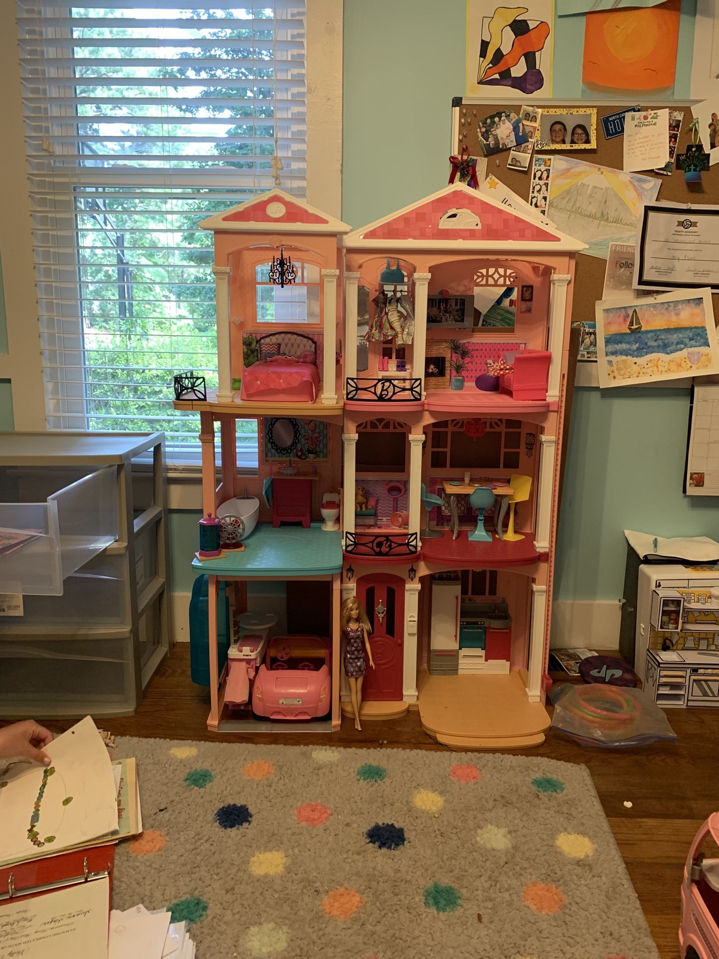 Barbie DreamHouse