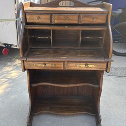 Small roll top desk Small roll top desk