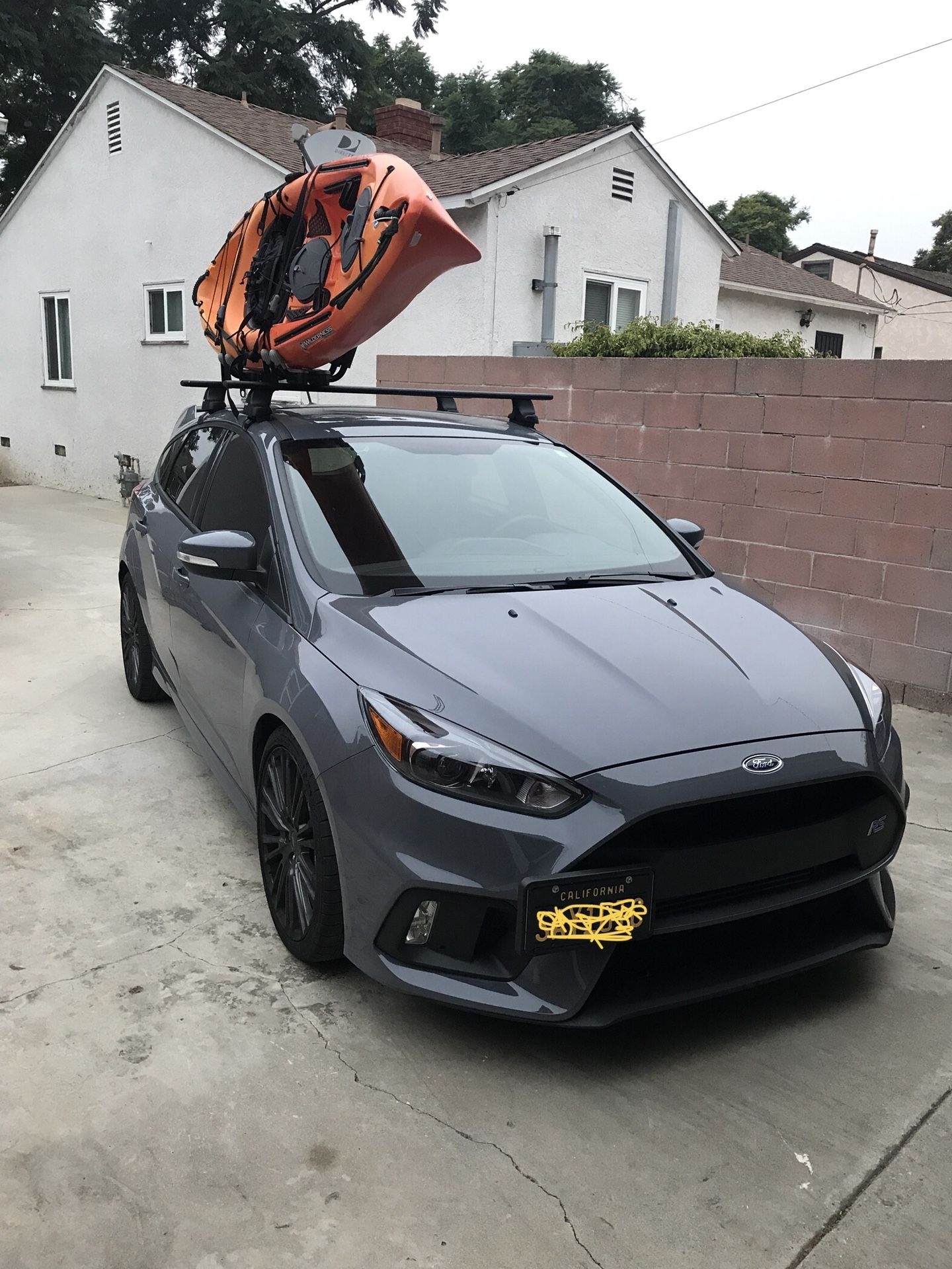 2017 Ford Focus Roof Rack by Thule