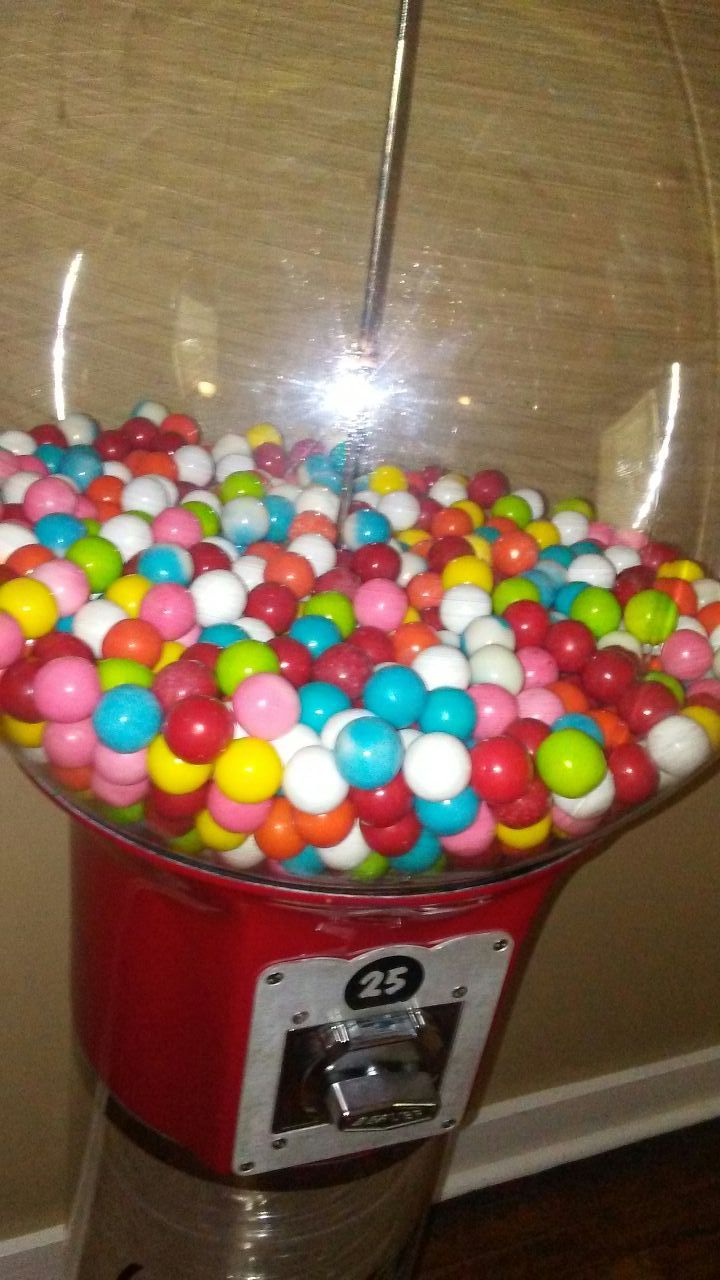 Gumball machine. for Sale in Hampton, VA - OfferUp