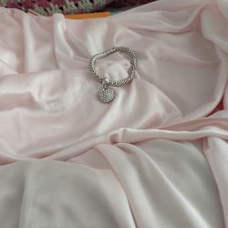 Heart Bracelet. Stretch Bracelet. Double Sided Heart.