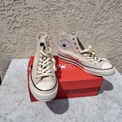 NEW IN BOX Beige leather high top converse SIZE 8 Men’s 10 Women’s