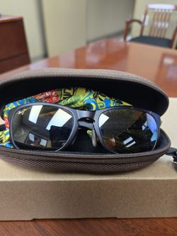 Maui Jim 'Front Street', Tortoise Shell Sunglasses. Never Worn, Like New, Great Condition