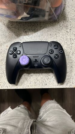 PS5 CONTROLLER