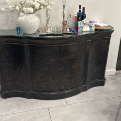 Ethan Allen Credenza/ Entry Table