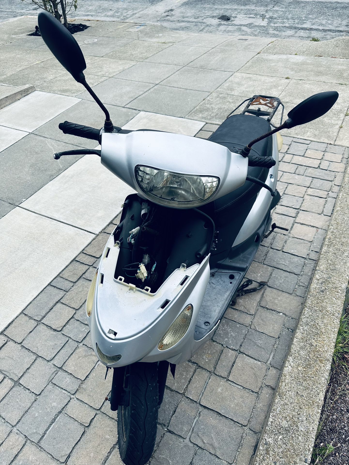 Tao Tao 2018 Moped - For Sale As-is