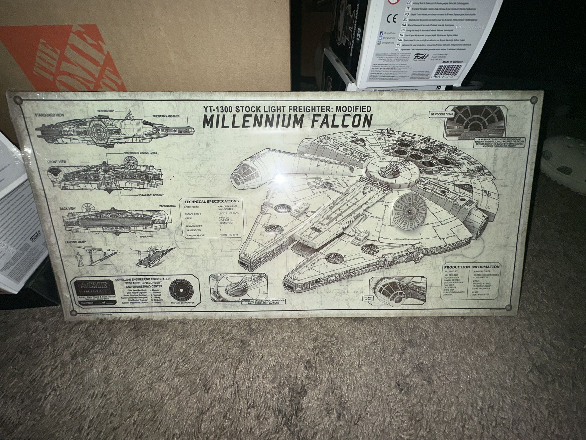 Alumina Falcon Decor Piece