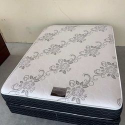 Deluxe Brand Queen Size Mattress Set