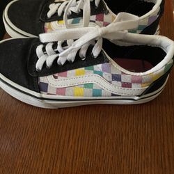 Girls Vans