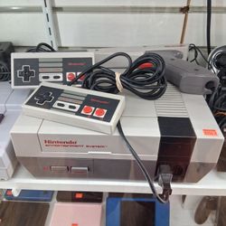Nintendo Entertainment System (NES)