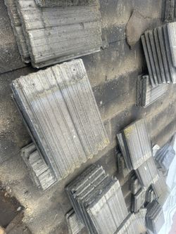 Split Shake 1 Channel Flat Tile