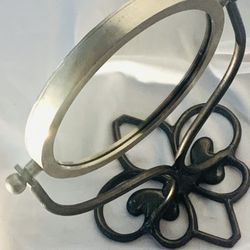 Vintage Gold/Brass Metal Ornate Hollywood Regency Style Standing Mirror