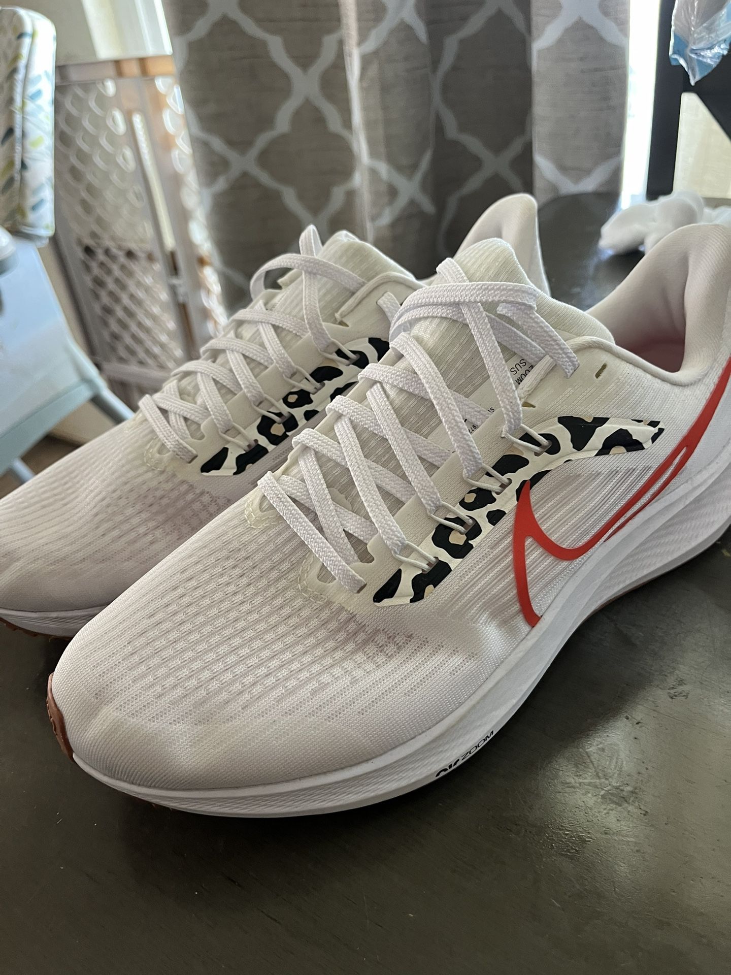 Women Nikes