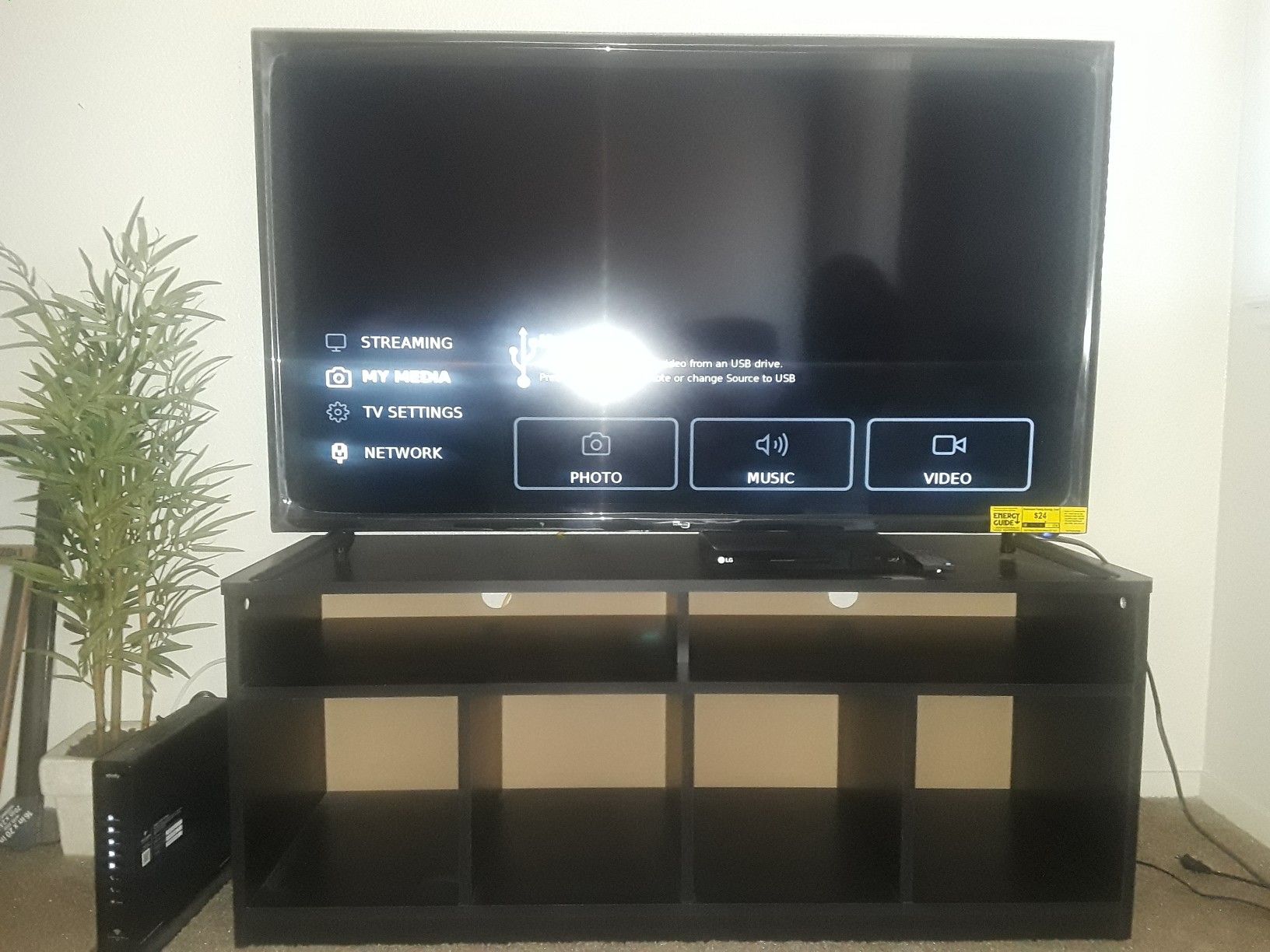 Tv stand with shelving