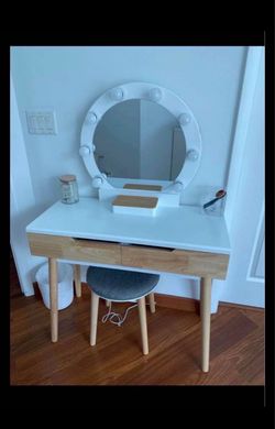 Tribesigns Vanity Set with Round Lighted Mirror make up table & mirror